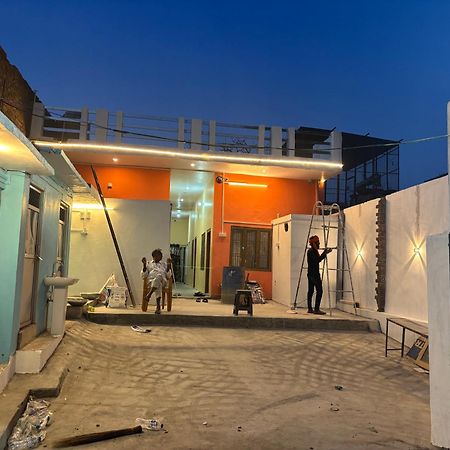 Shakuntala Guest House Ayodhya المظهر الخارجي الصورة