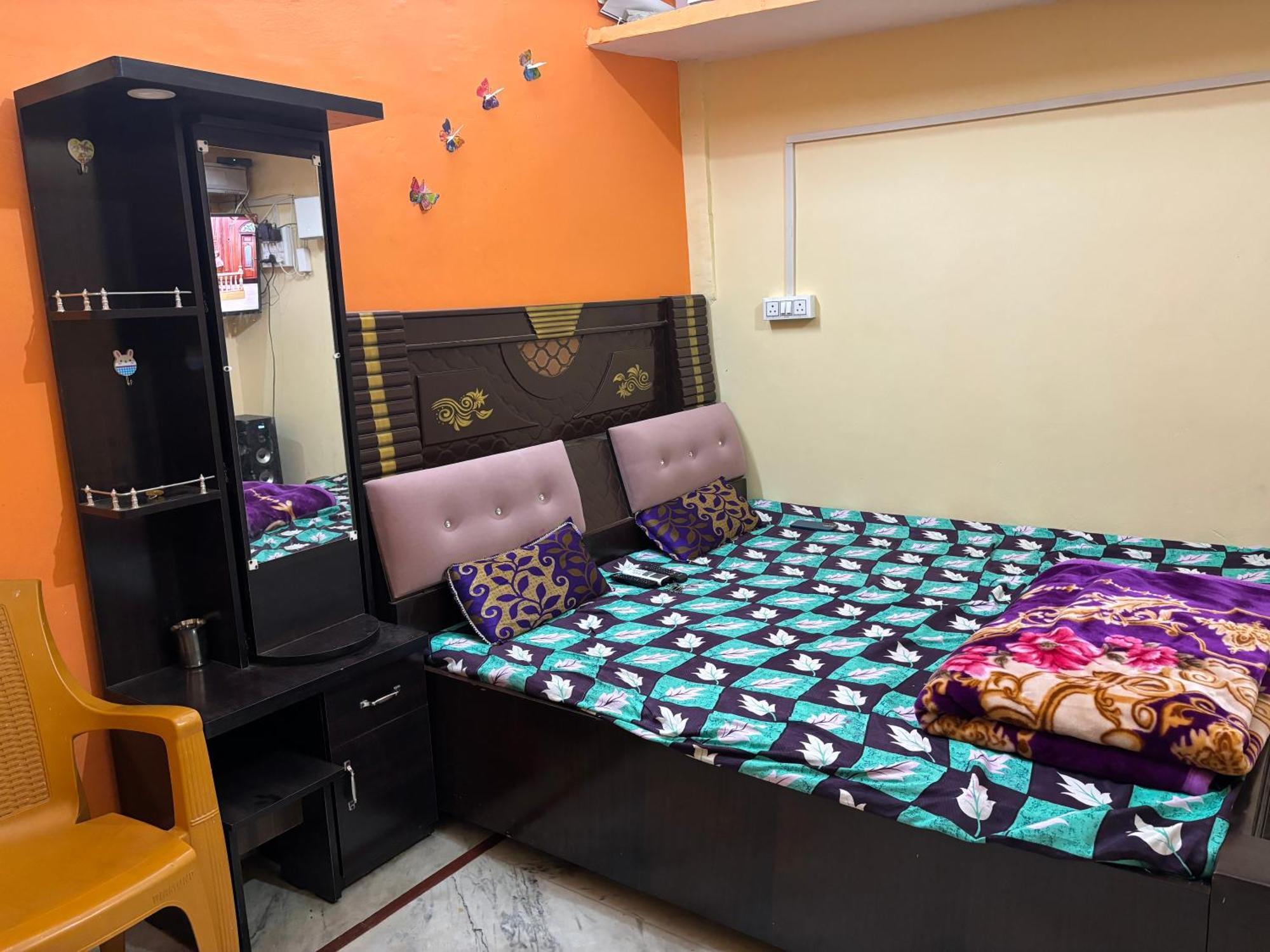 Shakuntala Guest House Ayodhya المظهر الخارجي الصورة